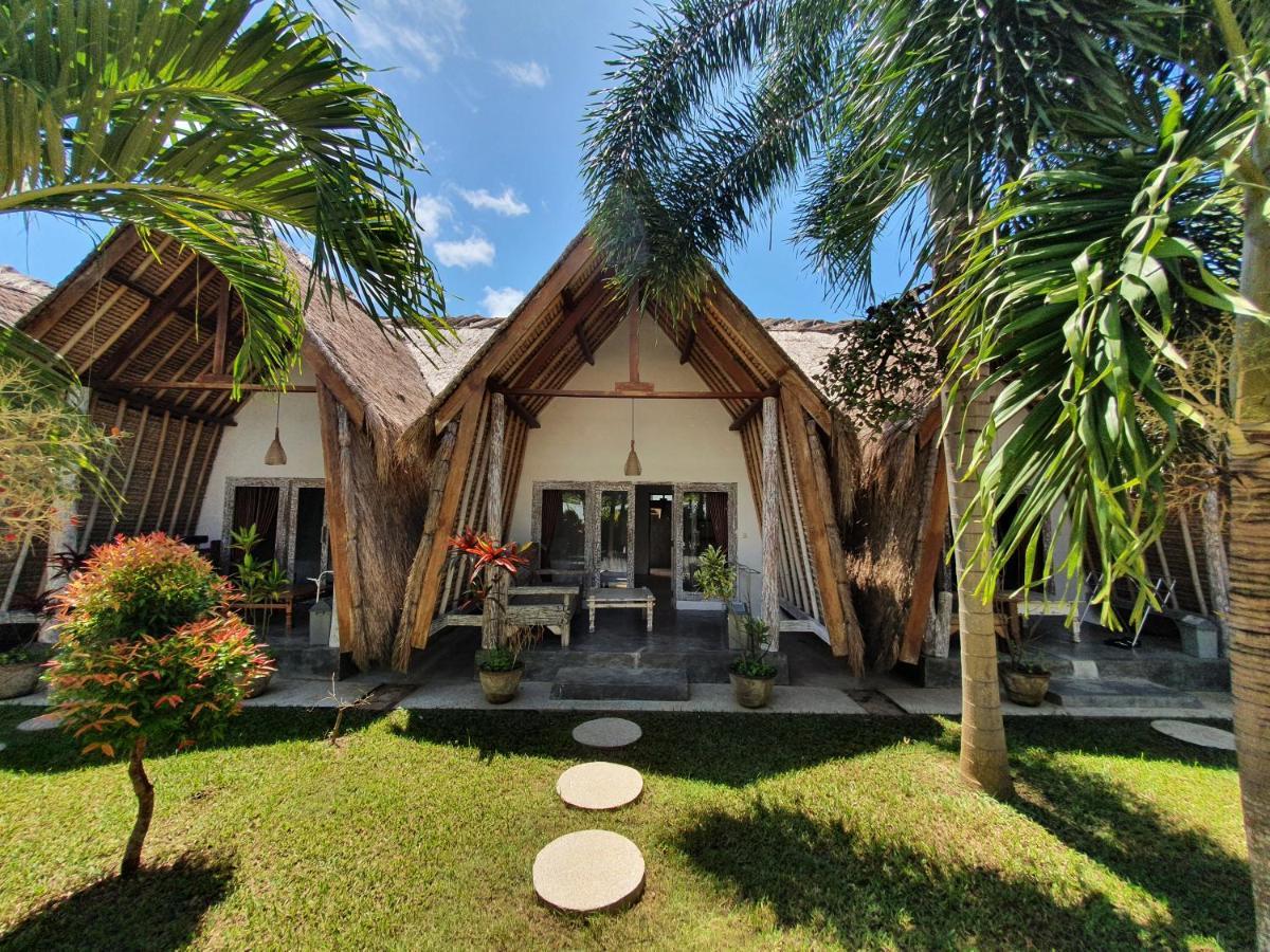 Palm Green Hotel Kuta  エクステリア 写真