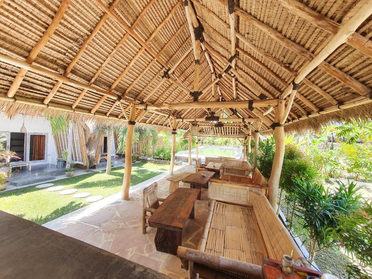 Palm Green Hotel Kuta  エクステリア 写真