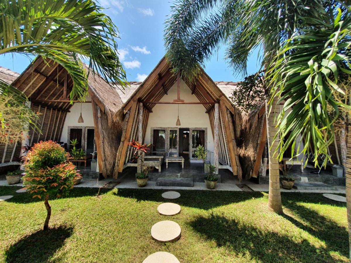 Palm Green Hotel Kuta  エクステリア 写真