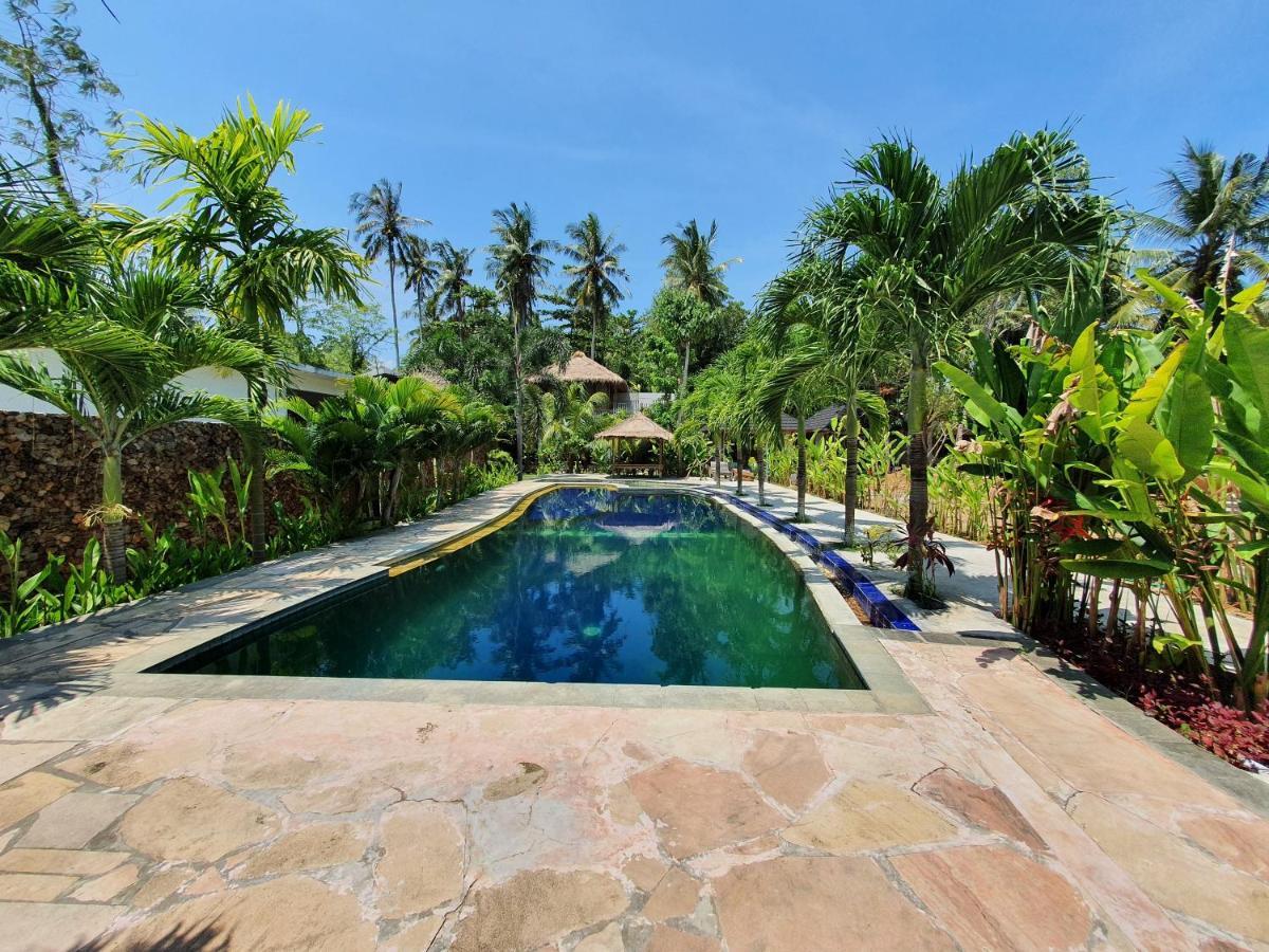 Palm Green Hotel Kuta  エクステリア 写真