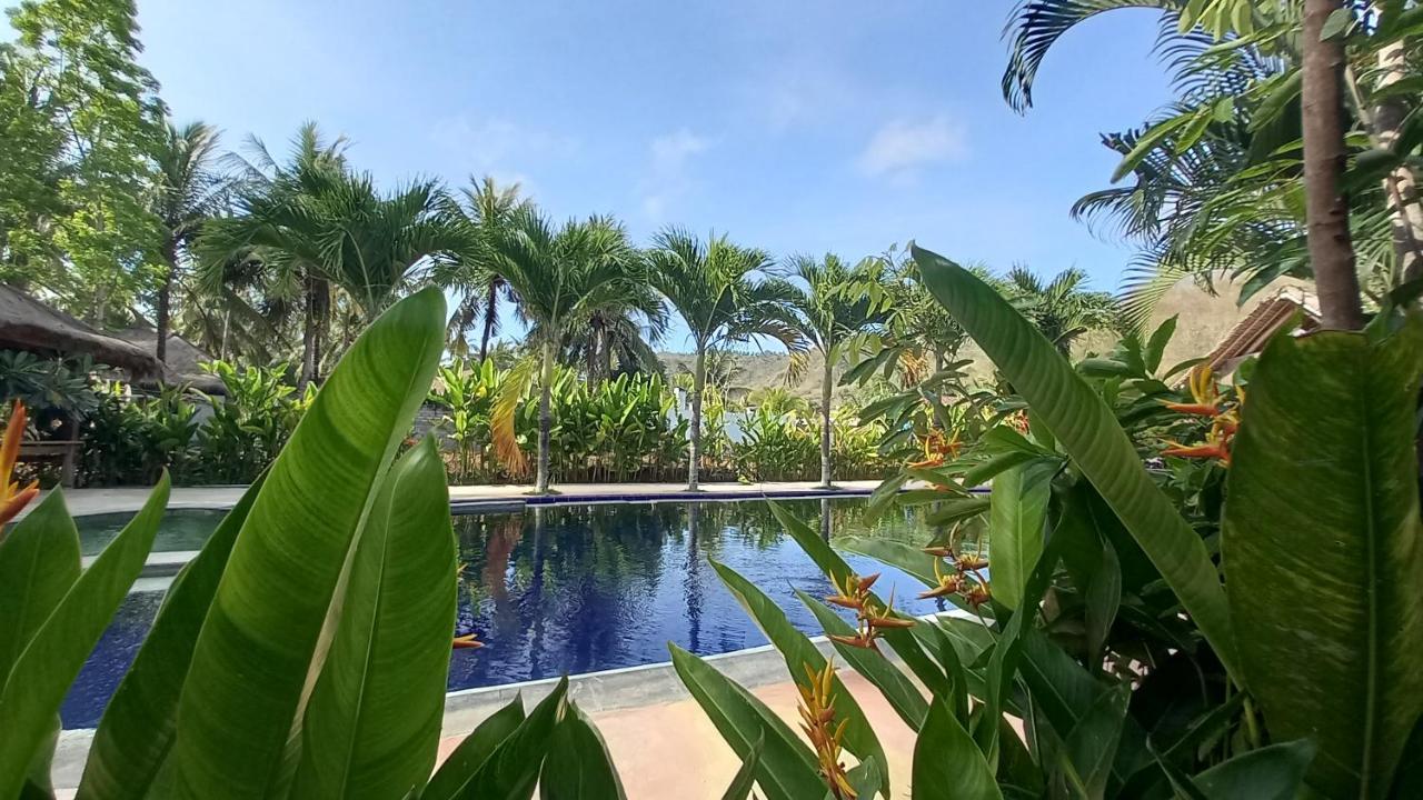 Palm Green Hotel Kuta  エクステリア 写真