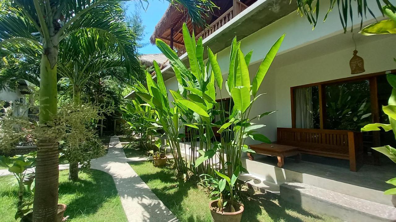 Palm Green Hotel Kuta  エクステリア 写真