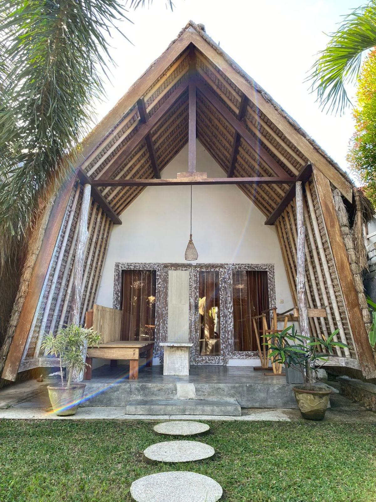 Palm Green Hotel Kuta  エクステリア 写真