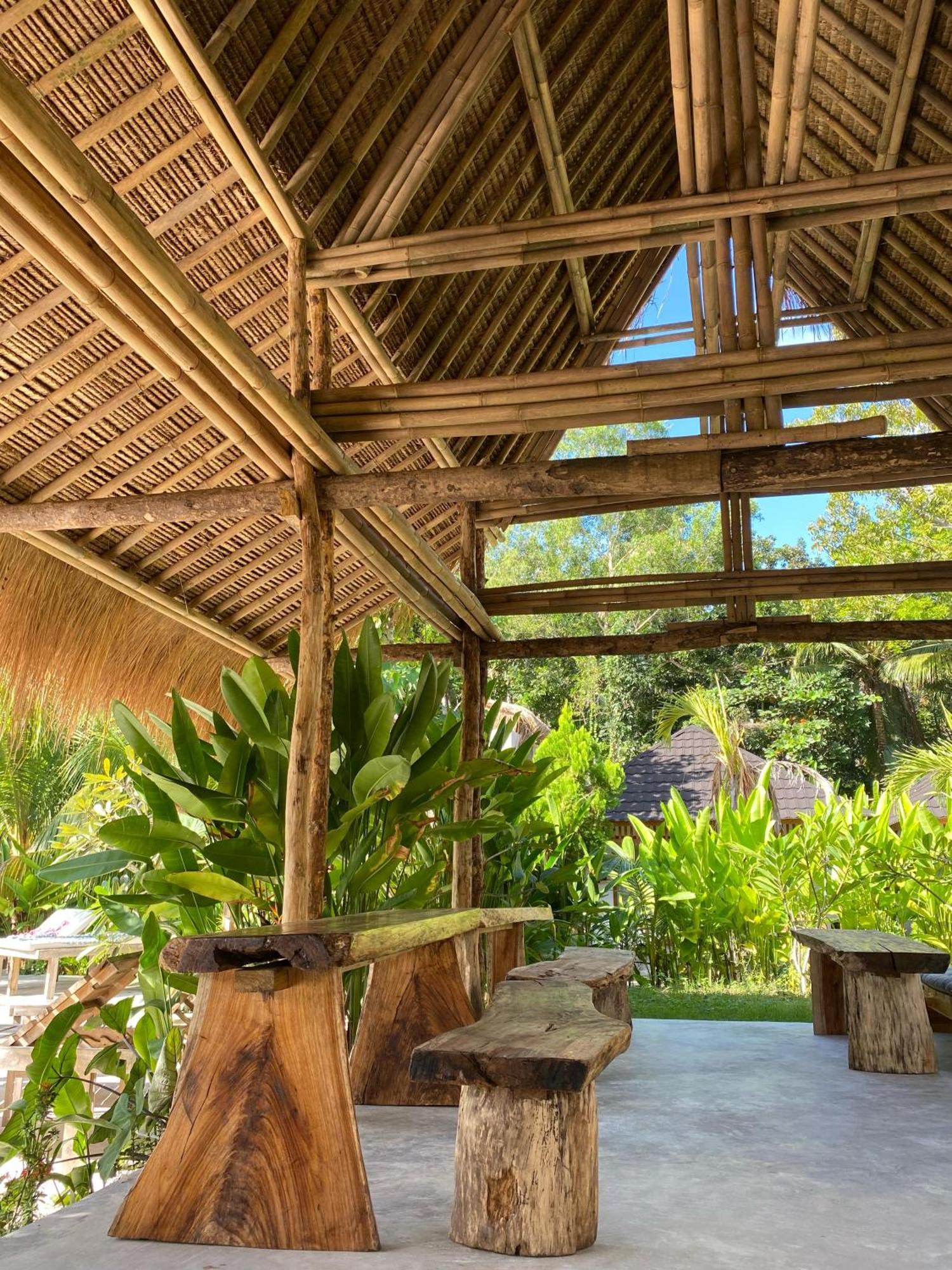 Palm Green Hotel Kuta  エクステリア 写真