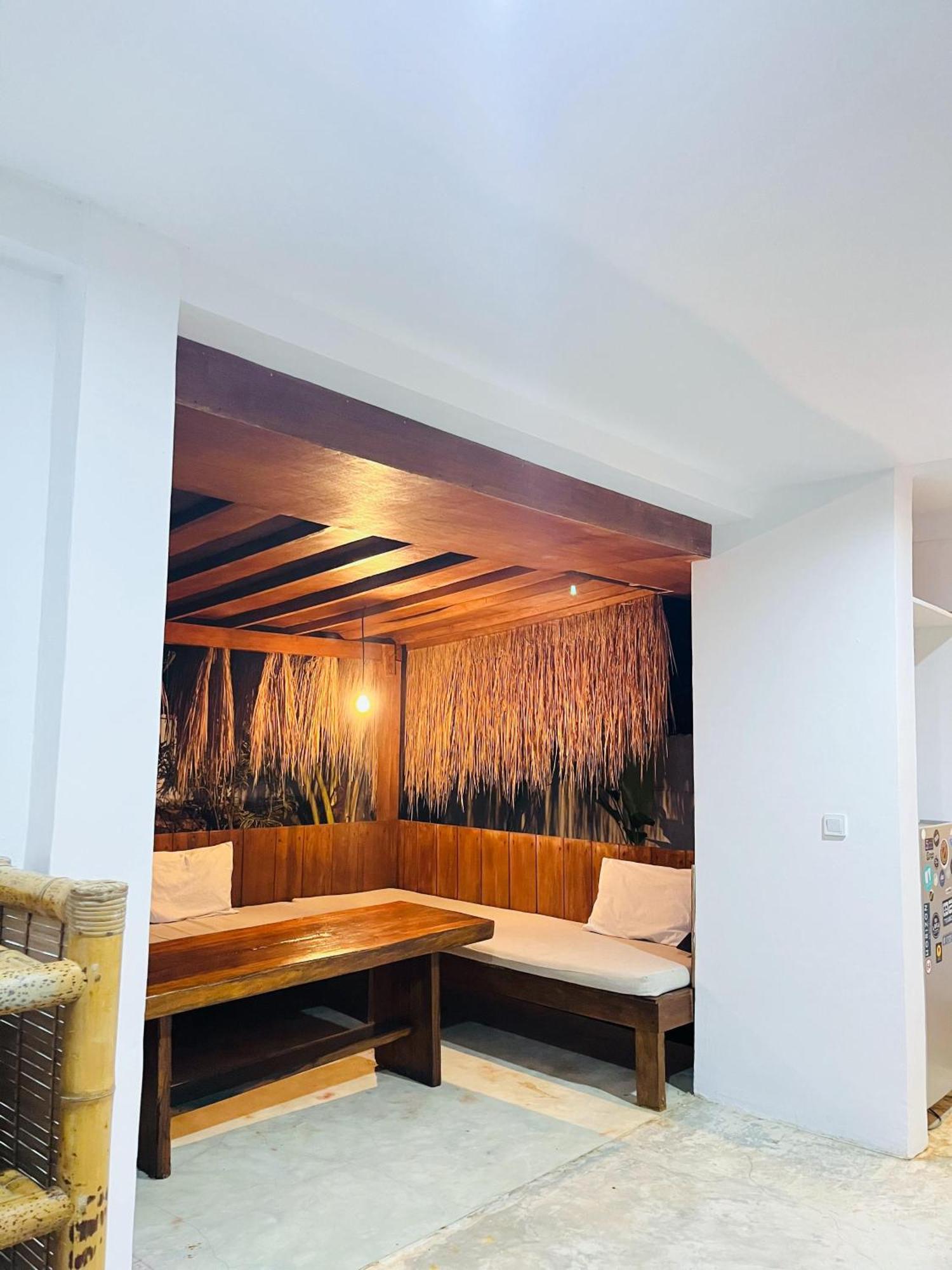 Palm Green Hotel Kuta  エクステリア 写真