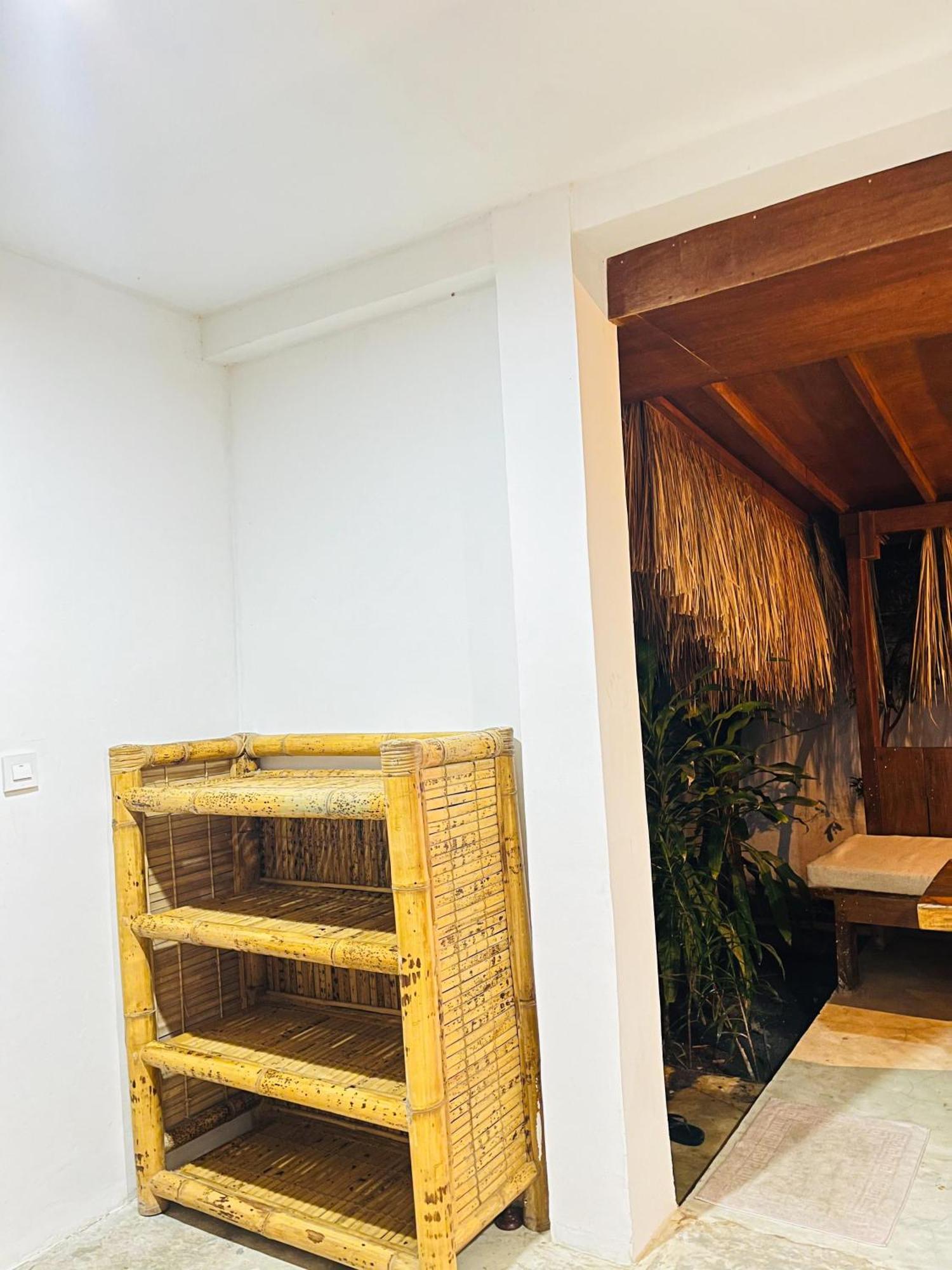 Palm Green Hotel Kuta  エクステリア 写真
